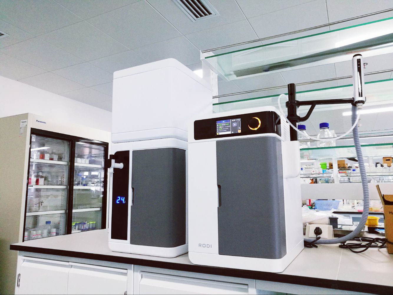 NADE laboratory benchtop type RODI series water purification system